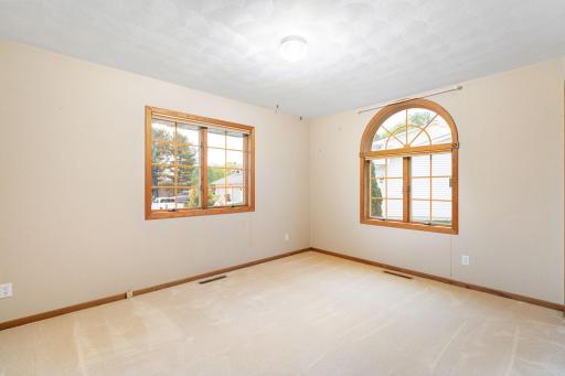 307 14th Place NW, Austin, MN 55912