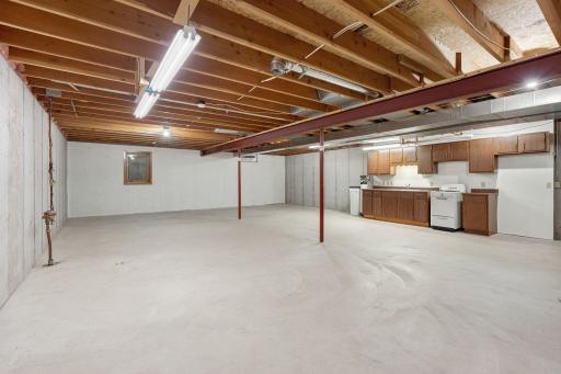 307 14th Place NW, Austin, MN 55912