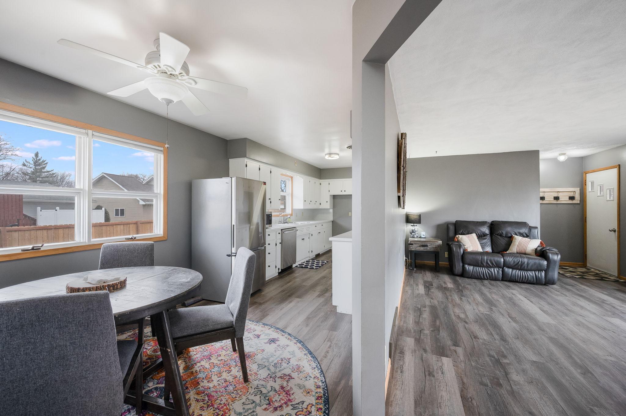 704 Washington Ave Fairmont MN-12.jpg