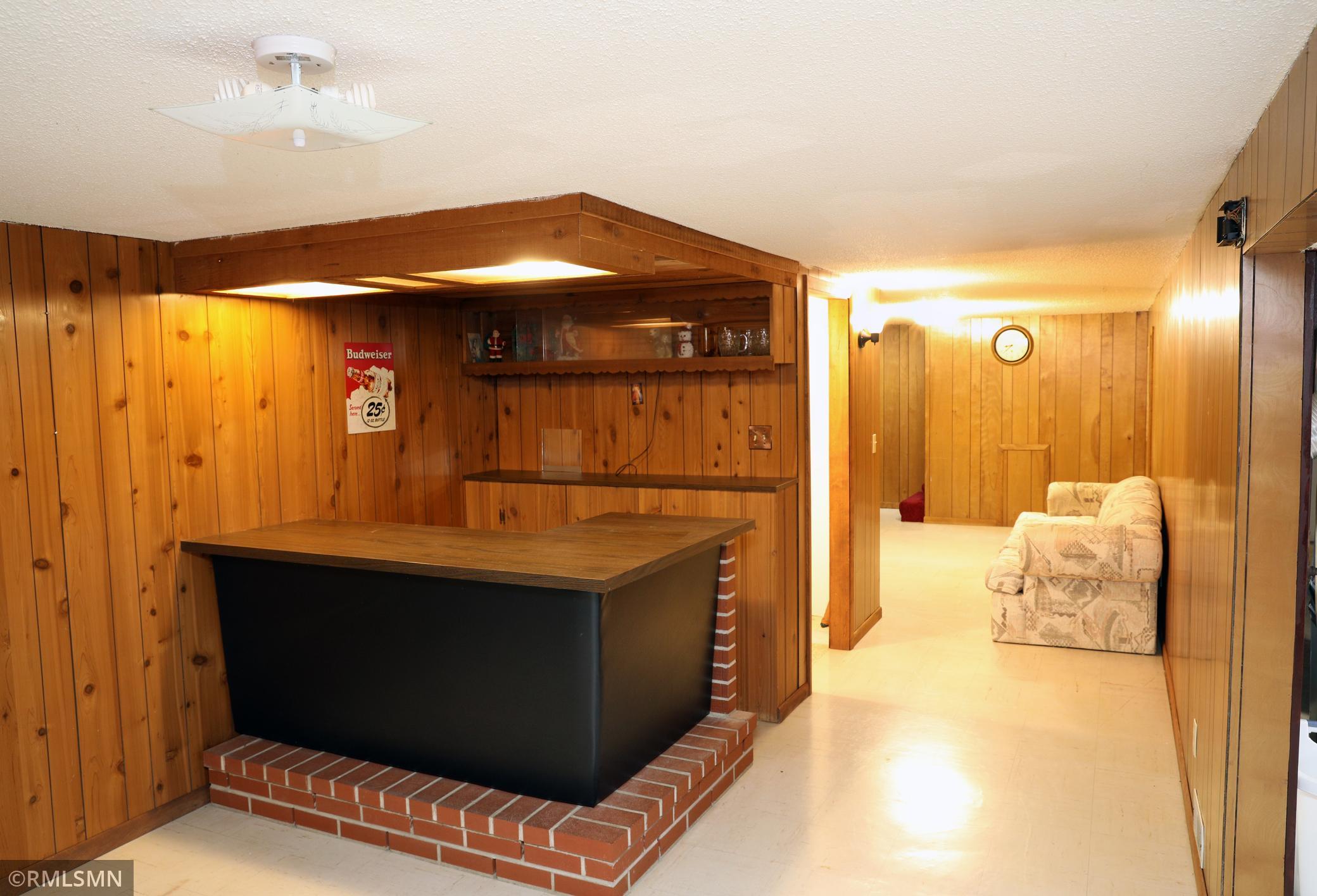 bar1.jpg