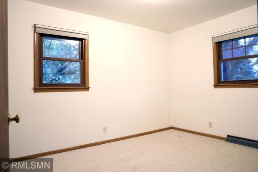 3000 Ohenry Road, Minneapolis, MN 55429