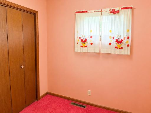 1016 S 6th Street, Brainerd, MN 56401