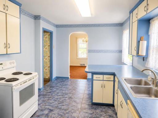 1016 S 6th Street, Brainerd, MN 56401