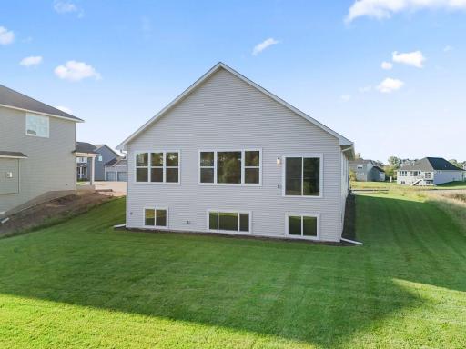 1575 Applegate Road, New Richmond, WI 54017