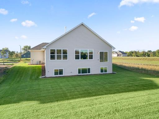 1575 Applegate Road, New Richmond, WI 54017