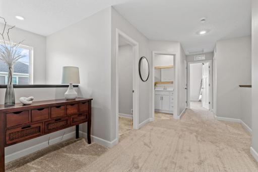 UL w/ 3 BRs, 2 baths + convenient Laundry Room