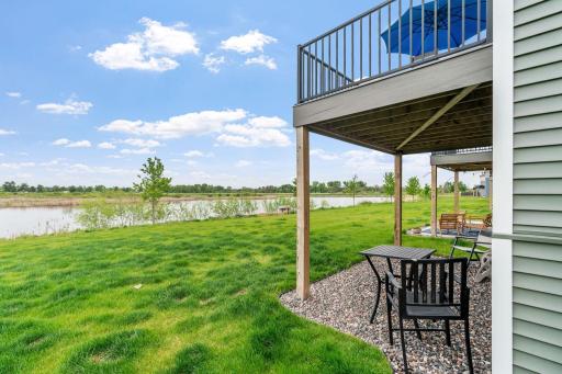 Premium lot w/ pond, wetland & nature views