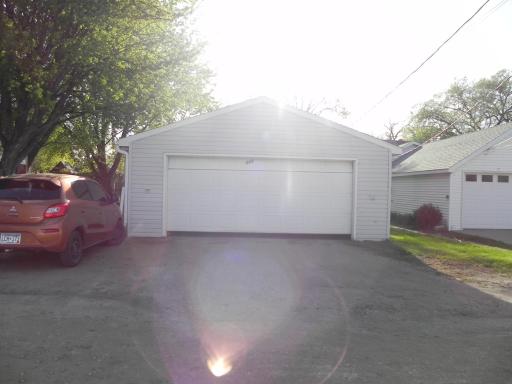 210 7th Street S, Breckenridge, MN 56520