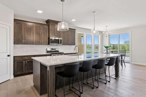 18633 Ifton Way, Lakeville, MN 55044