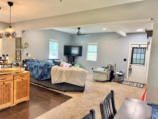 831 S 4th Avenue, Albert Lea, MN 56007