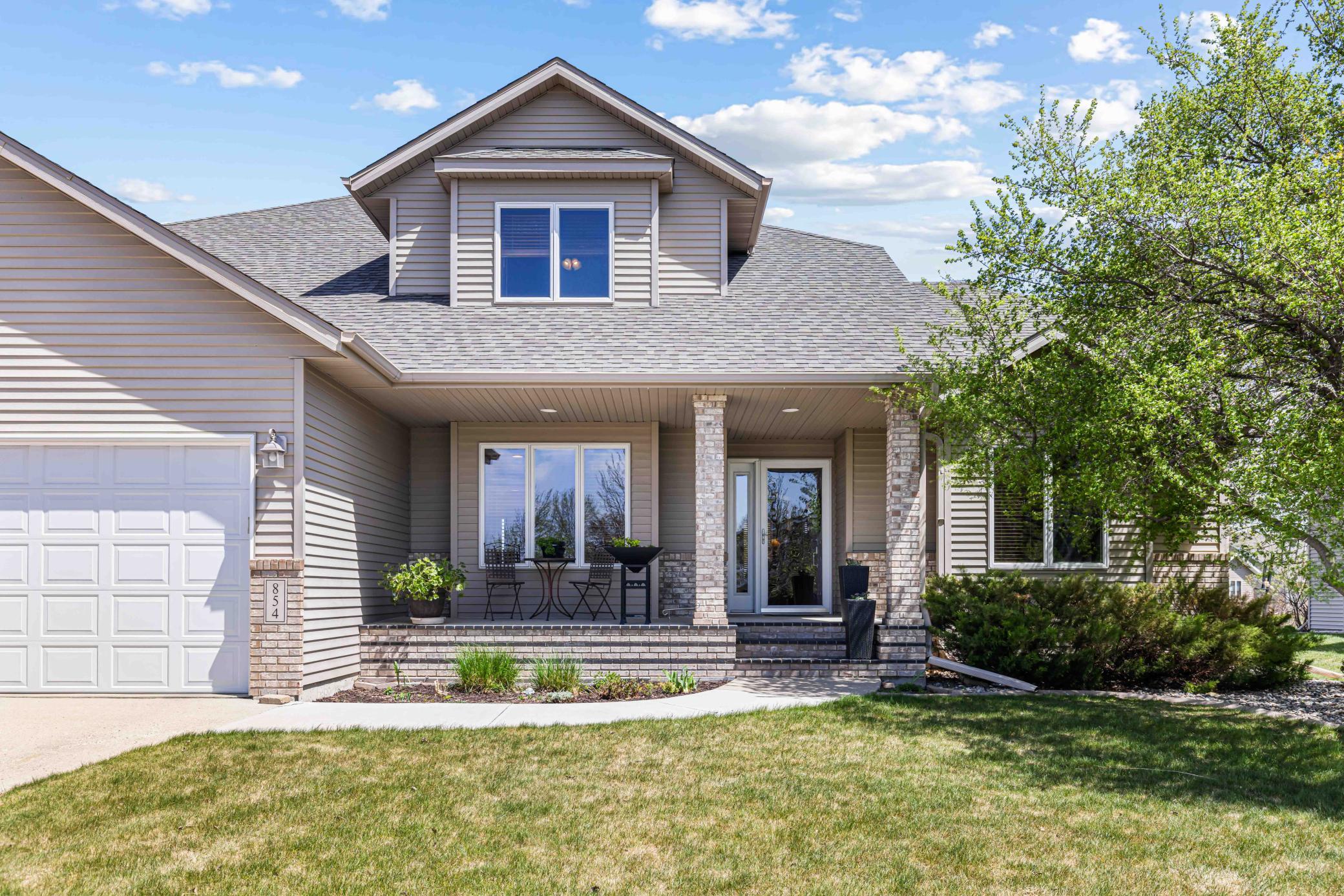 854 32nd St S Moorhead-1.jpeg