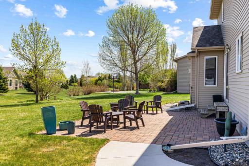 854 32nd Street S, Moorhead, MN 56560