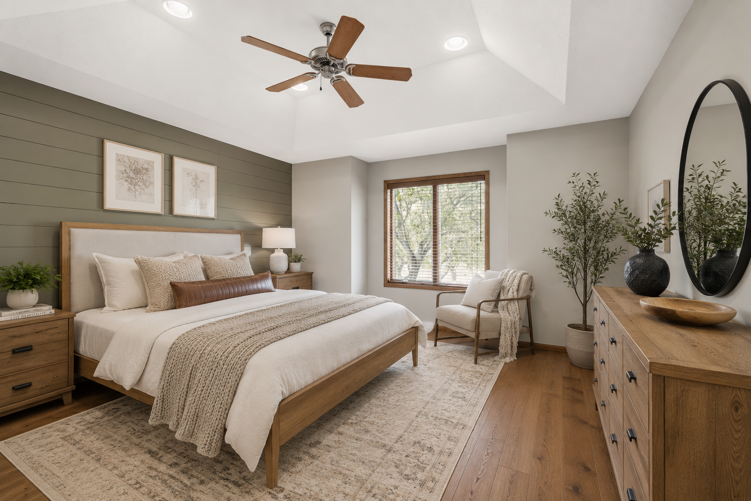virtually staged primary bdrm.