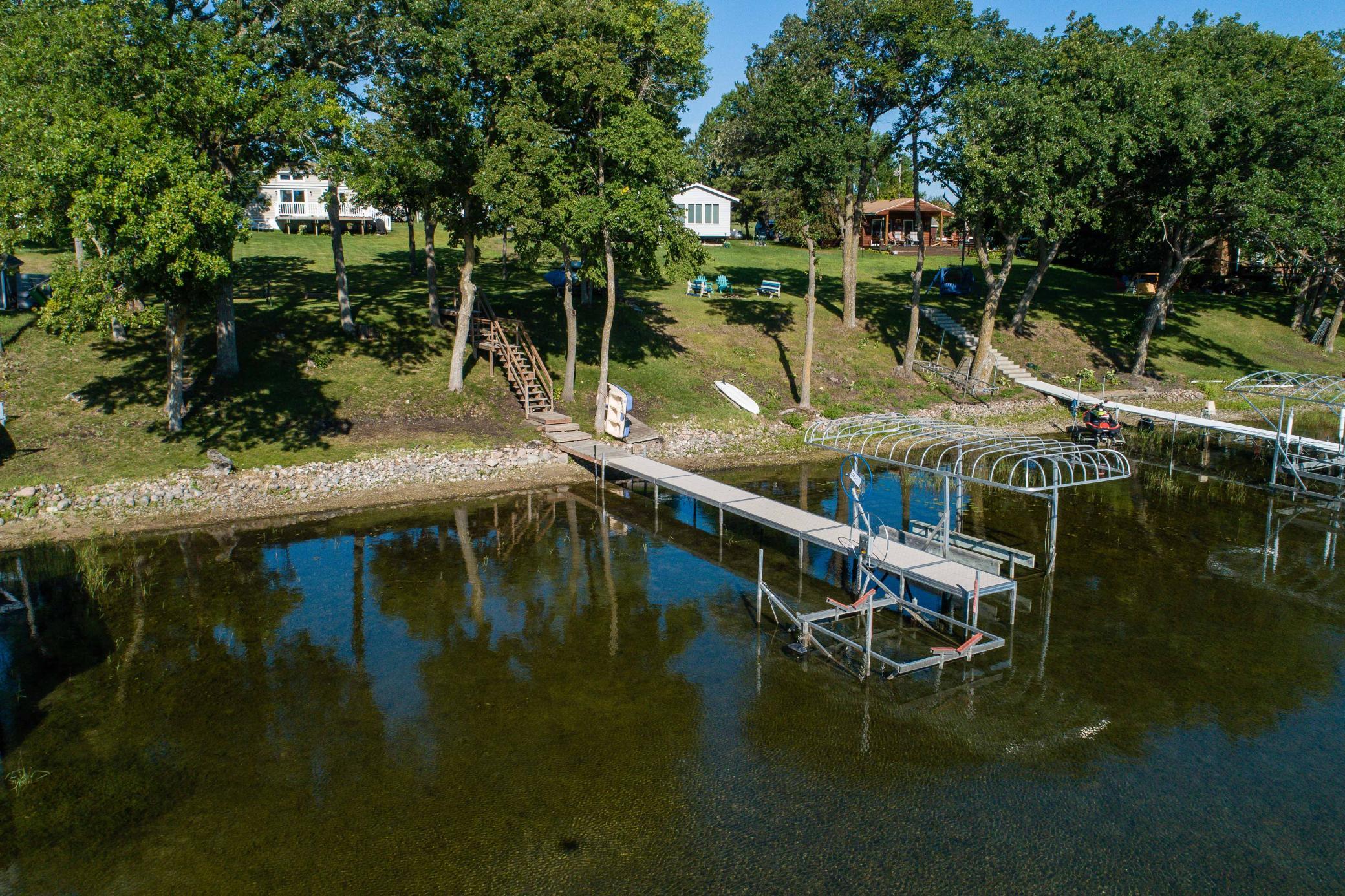 Dock & Lifts