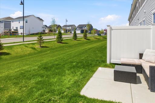 1502 Dogwood Lane, Carver, MN 55315