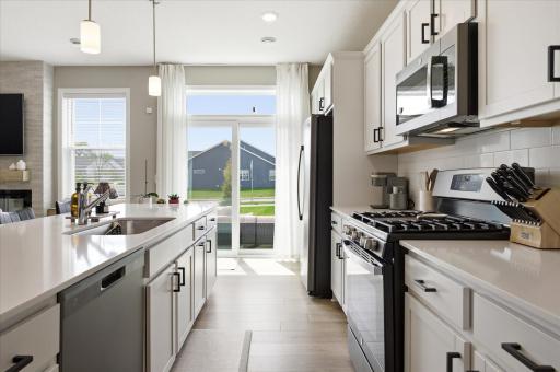 1502 Dogwood Lane, Carver, MN 55315