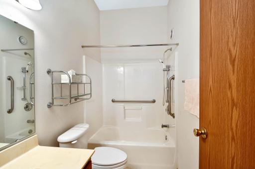 3356 38th Street S, Moorhead, MN 56560