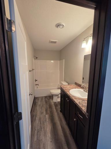 1029 Holton Ave, Brainerd, MN 56401