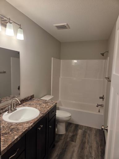 1029 Holton Ave, Brainerd, MN 56401