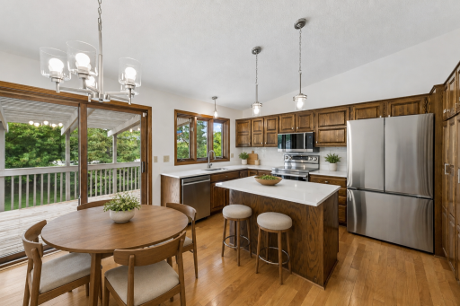 9526 Kitchen Virtually Staged