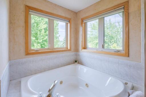20623 Hartford Way, Lakeville, MN 55044