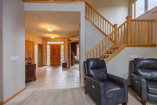 20623 Hartford Way, Lakeville, MN 55044