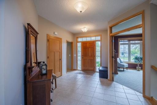20623 Hartford Way, Lakeville, MN 55044