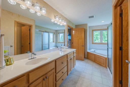 20623 Hartford Way, Lakeville, MN 55044