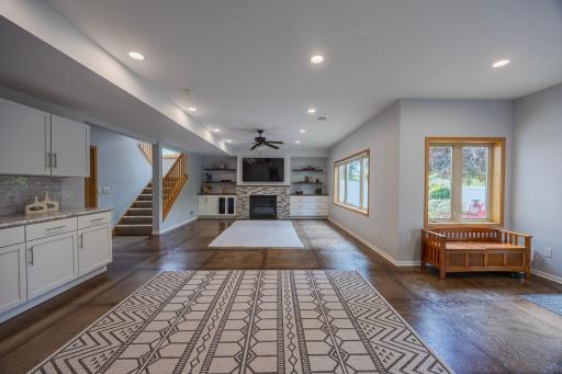 20623 Hartford Way, Lakeville, MN 55044