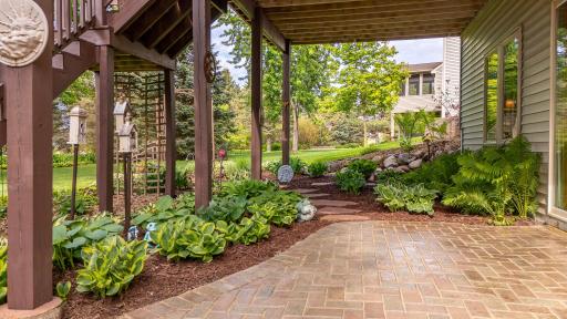 20623 Hartford Way, Lakeville, MN 55044