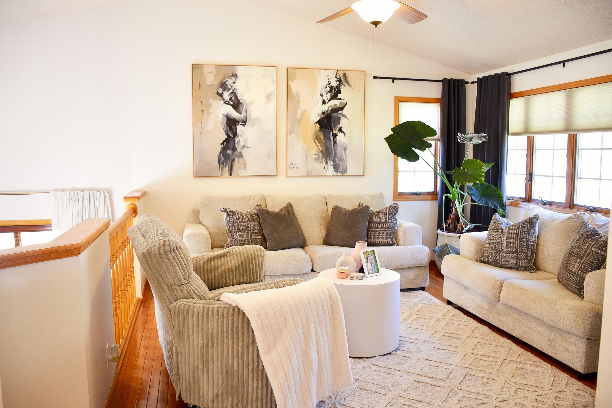 885 Briarwood Dr-4.jpg