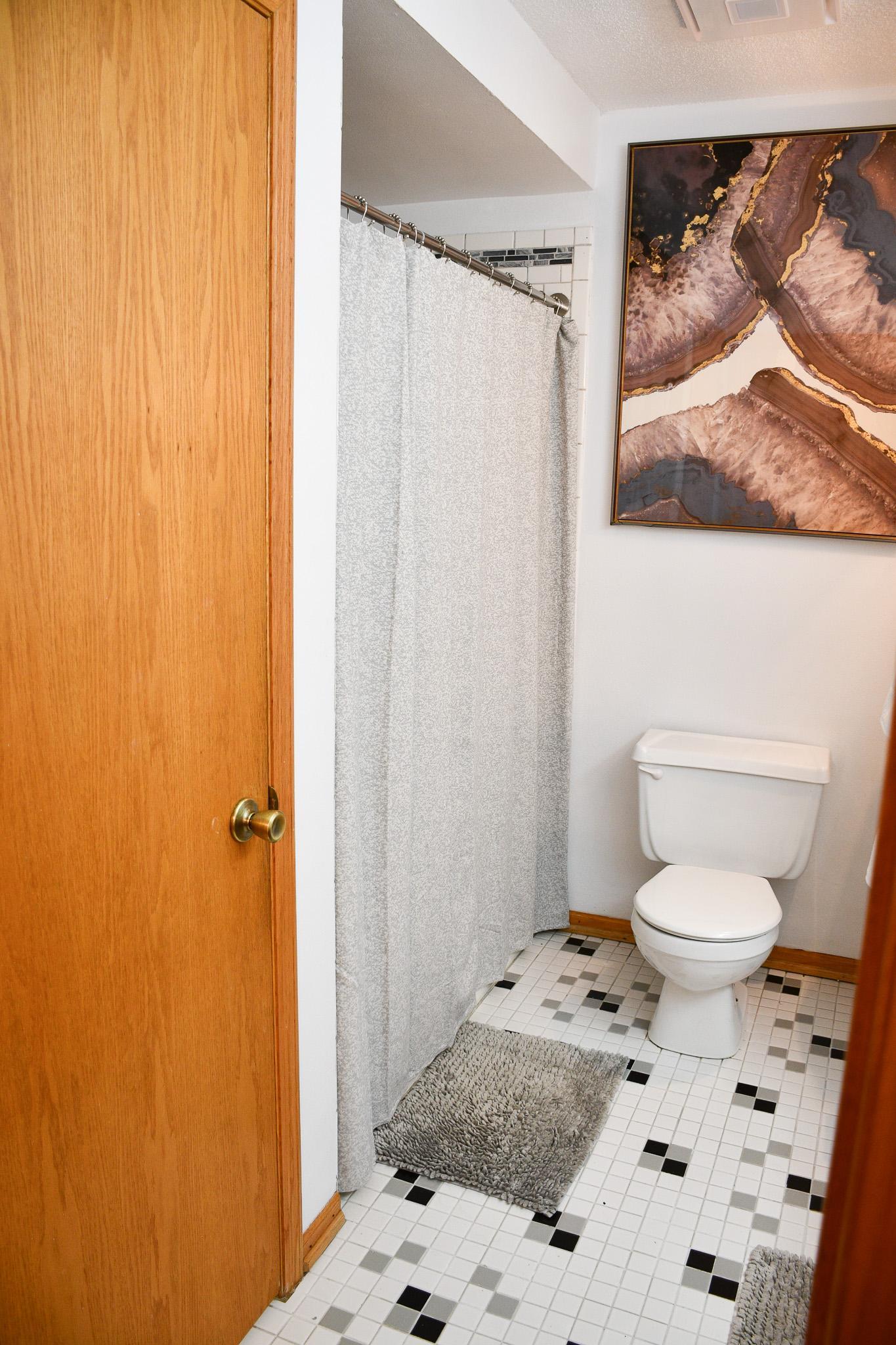 885 Briarwood Dr-16.jpg