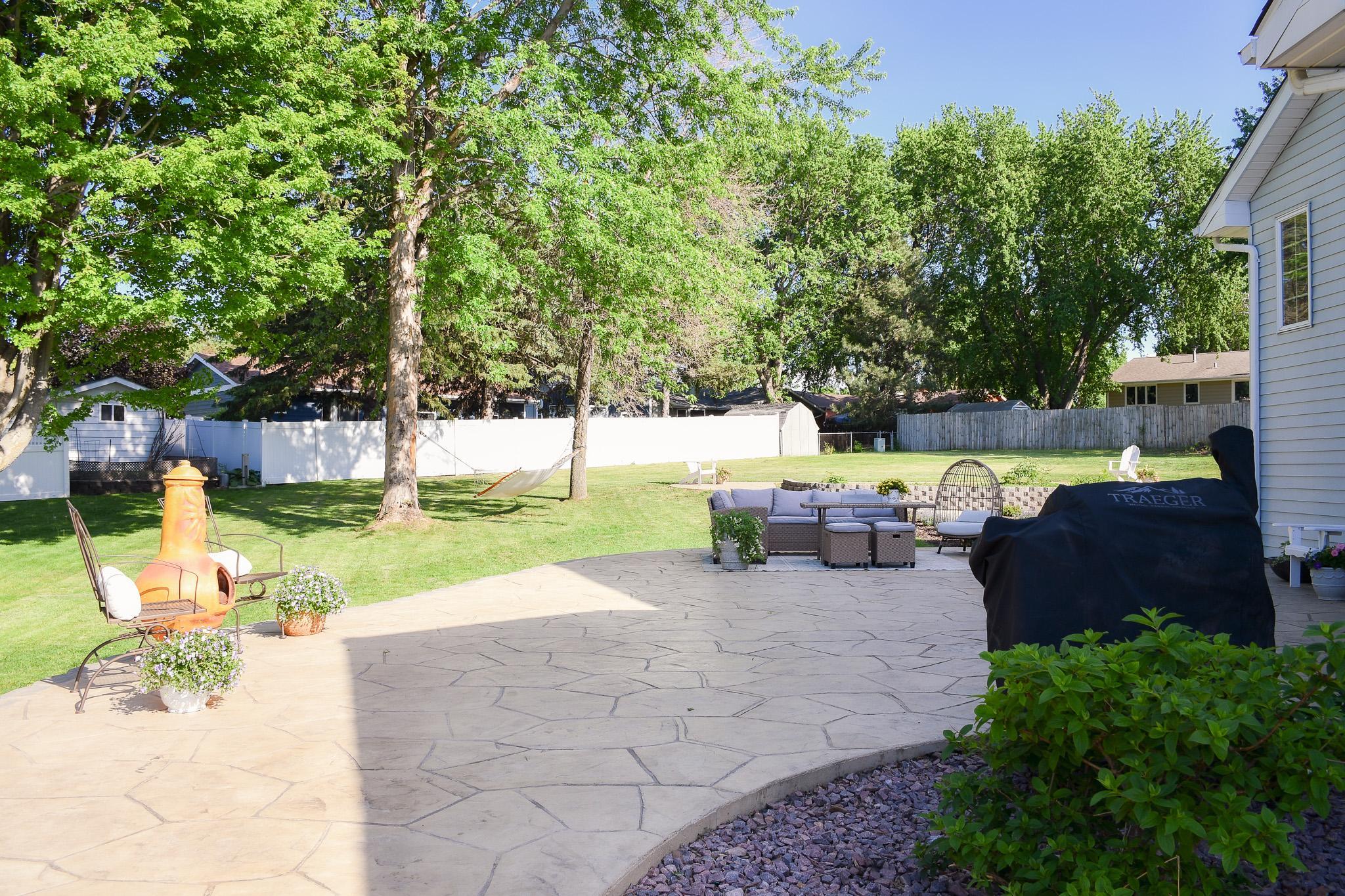 885 Briarwood Dr-45.jpg