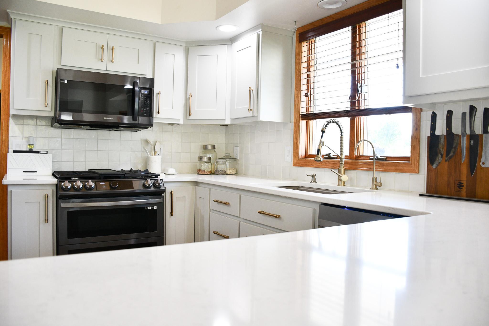 885 Briarwood Dr-39.jpg
