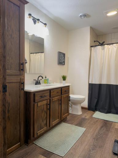 301 Old Glory Drive NE, Alexandria, MN 56308