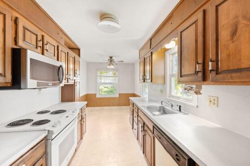 8218 Nicollet Avenue S, Bloomington, MN 55420