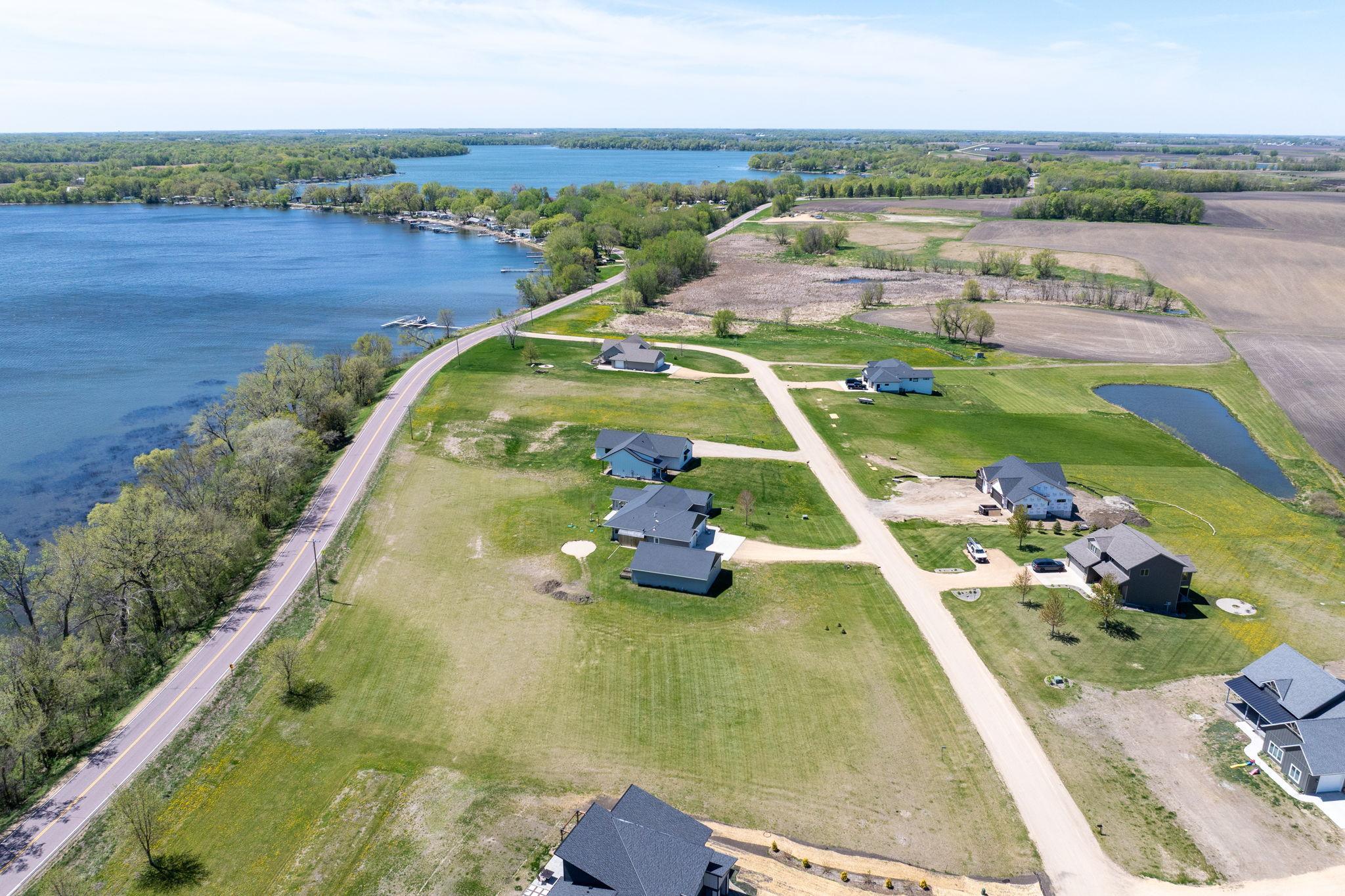 23-web-or-mls-23473-cardinal-dr.jpg