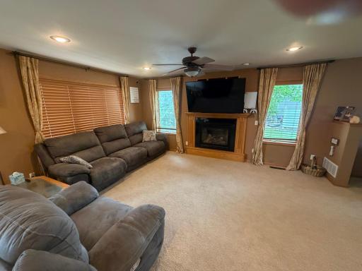 1511 3rd Street NE, Willmar, MN 56201