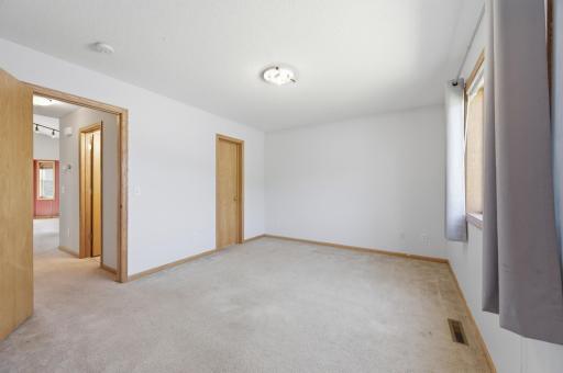 125 Gloria Avenue, Green Isle, MN 55338
