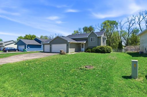 125 Gloria Avenue, Green Isle, MN 55338