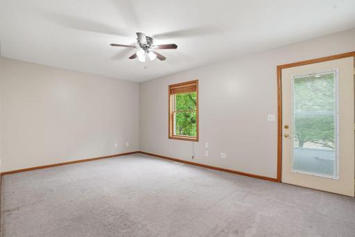 870 County Road F E, Saint Paul, MN 55127