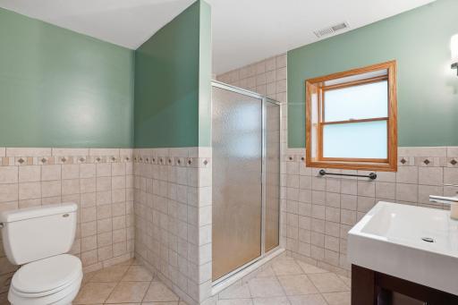 870 County Road F E, Saint Paul, MN 55127