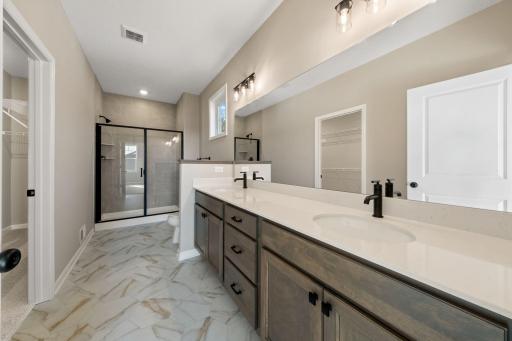 20045 Glarus Lane, Lakeville, MN 55044