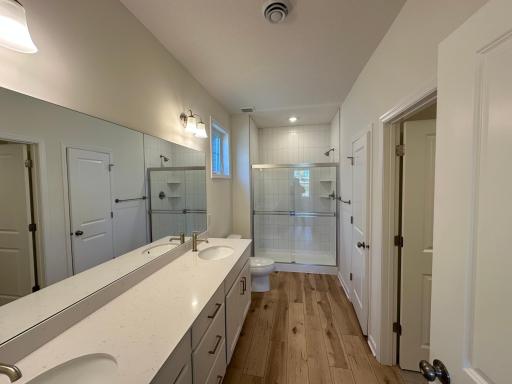 20044 Glarus Lane, Lakeville, MN 55044
