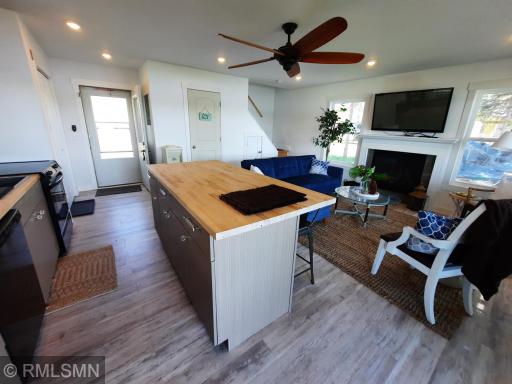 28584 Lakewood Drive NW, Isanti, MN 55040