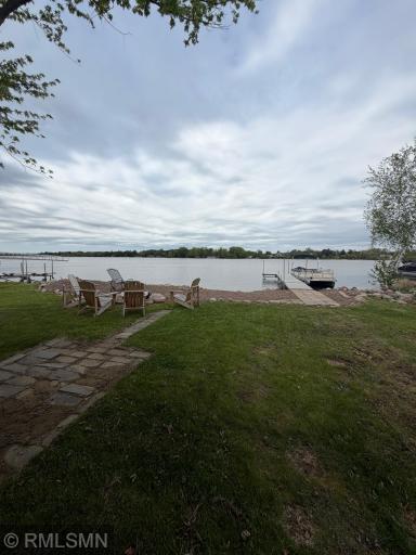 28584 Lakewood Drive NW, Isanti, MN 55040