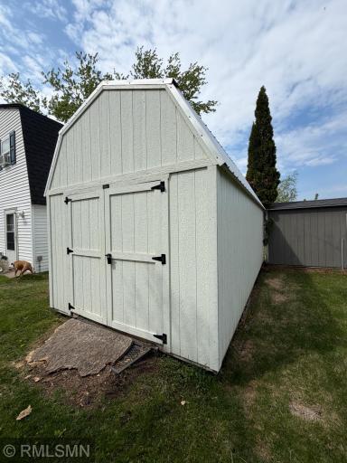 28584 Lakewood Drive NW, Isanti, MN 55040
