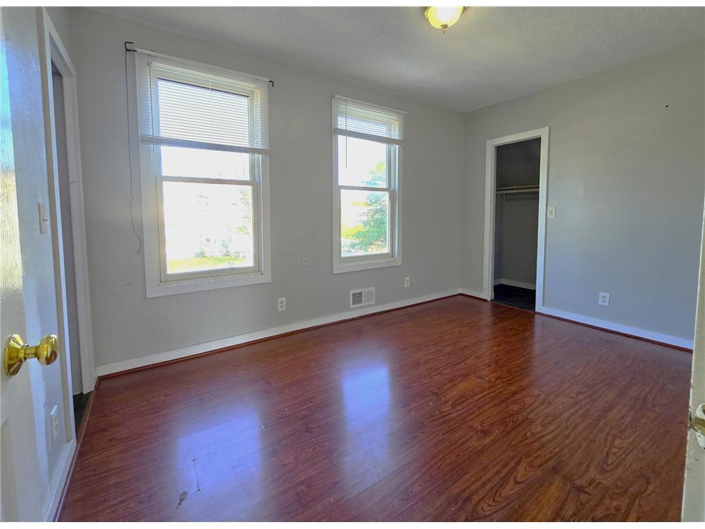 upper bedroom3.jpg