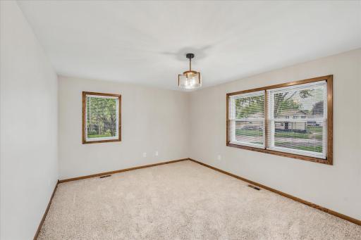 11826 Larabee Circle NE, Albertville, MN 55301