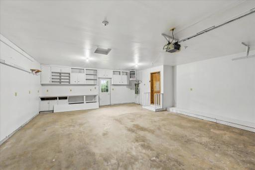 11826 Larabee Circle NE, Albertville, MN 55301